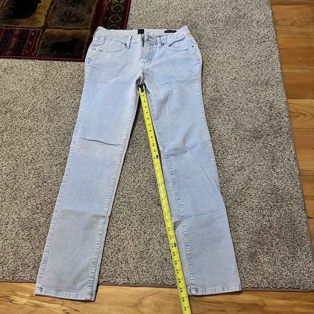 Jag Mid rise slim leg corduroy pants
